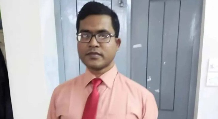 হোটেল থেকে শিক্ষকের মরদেহ উদ্ধার, স্ত্রীর কাছে ফোনে ২০ হাজার টাকা দাবি